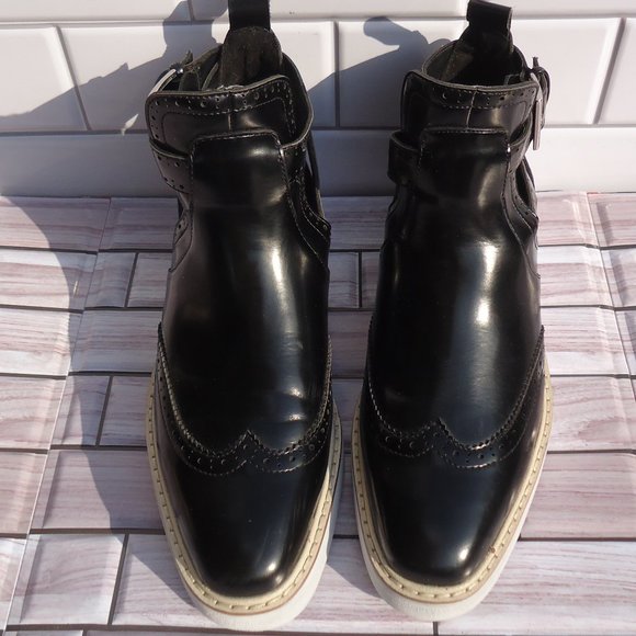 SIZE EU 37. ZARA BASIC wedge cut-out ankle booties buckle wingtip black. - Picture 2 of 16